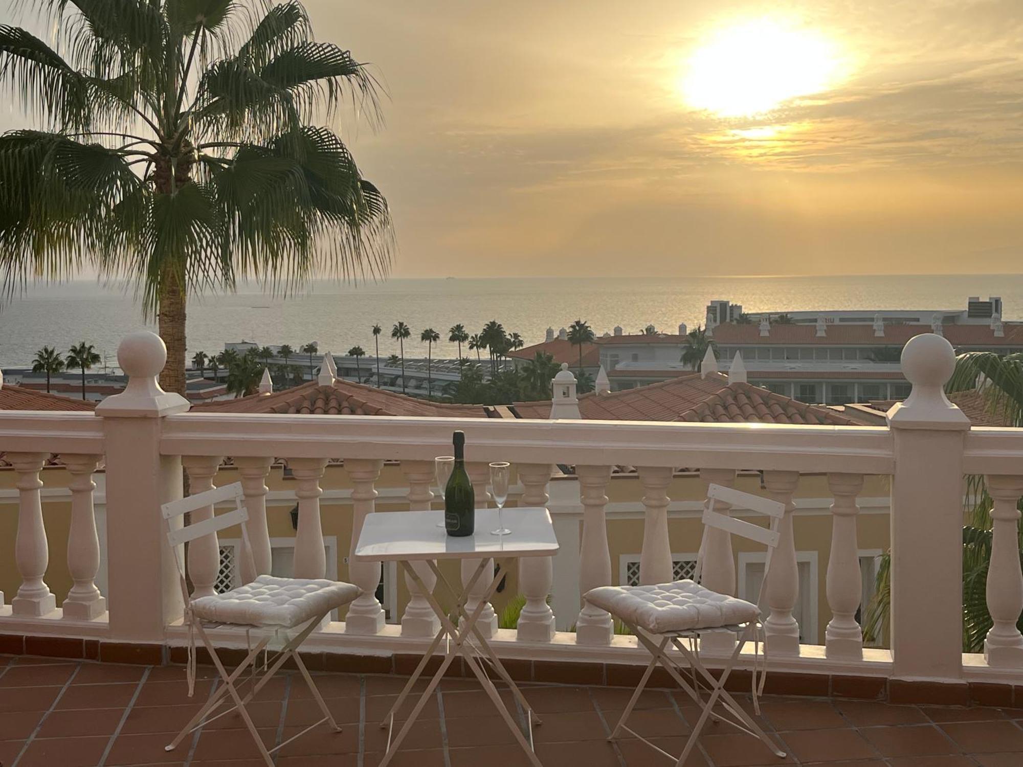 Playa Del Duque-Amazing Views 2 Bedroom Costa Adeje  Eksteriør bilde